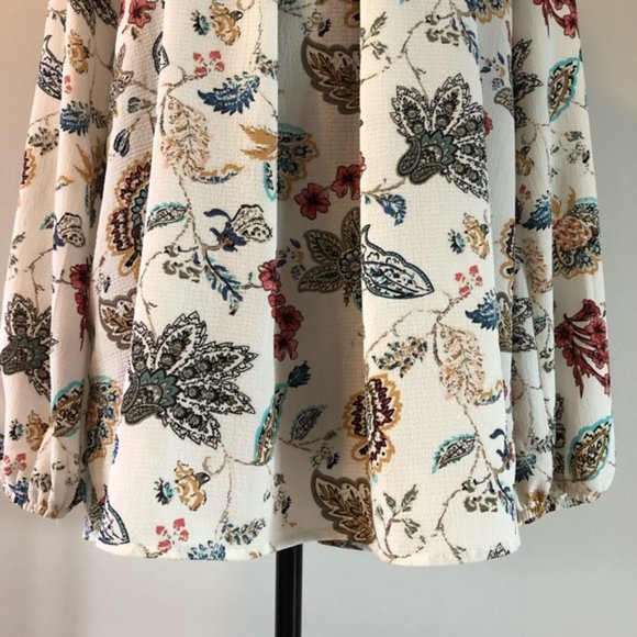 Womens Faith & Joy Open Long sleeve Floral Blouse size M - Picture 3 of 14